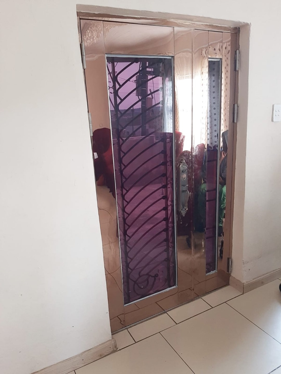 4 Bedroom Property for Sale in Mdantsane Nu 17 Eastern Cape